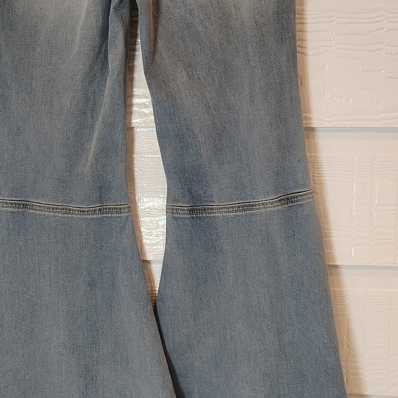 FREE PEOPLE Just Float On Flare Jean In Love Letters Size 27 Bell Bottoms Retro - Picture 5 of 10